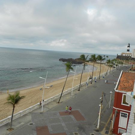 Apart Flat Farol Da Barra Salvador Exterior photo
