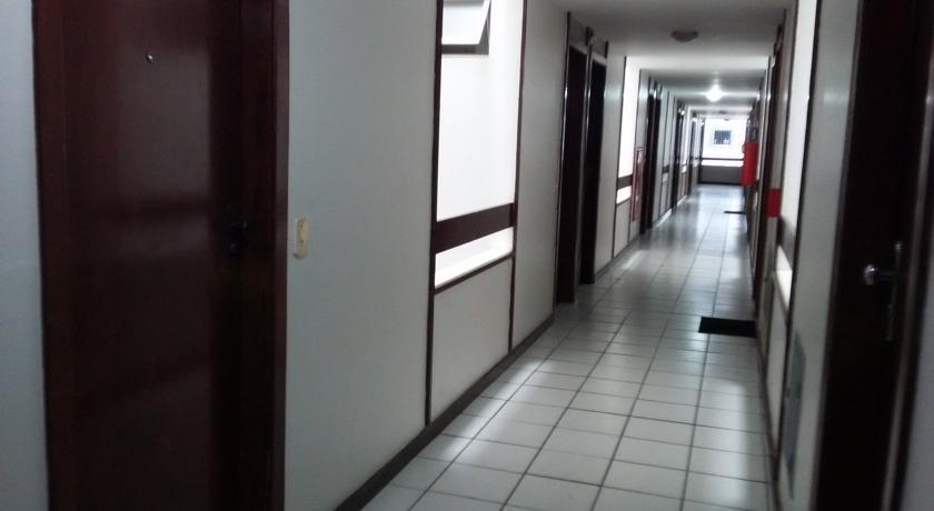 Apart Flat Farol Da Barra Salvador Exterior photo